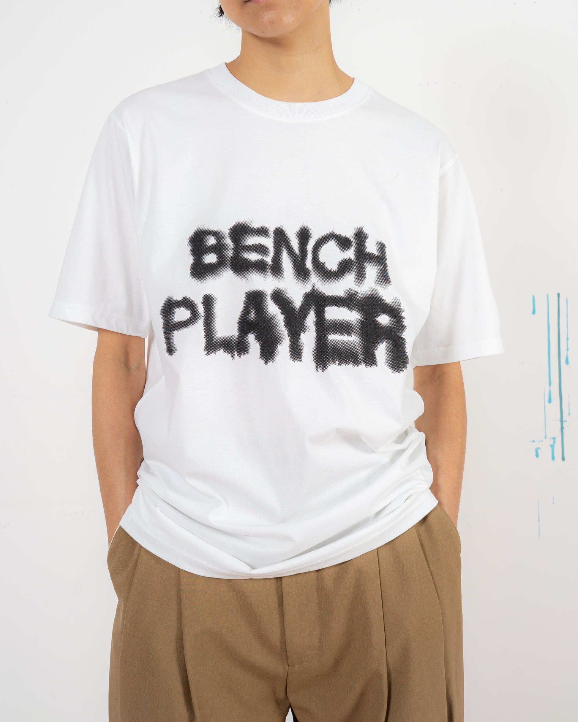 Bench Player Helvetica T-Shirt by Rop van Mierlo – Wild Animals